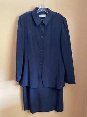 Valerie Stevens Navy Blue Silk 2pc Skirt Suit